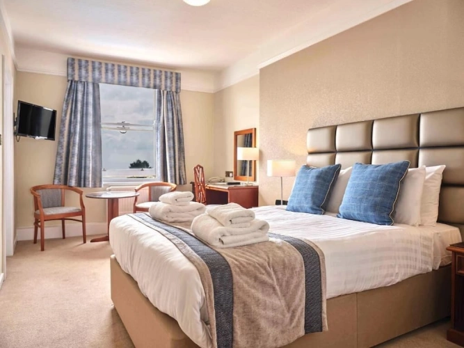 Standard Double room with sea view