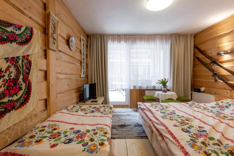 Standard Triple room with balcony