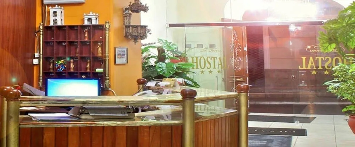 Las Torres Hostal