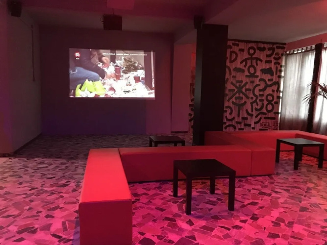 Stupido Hotel