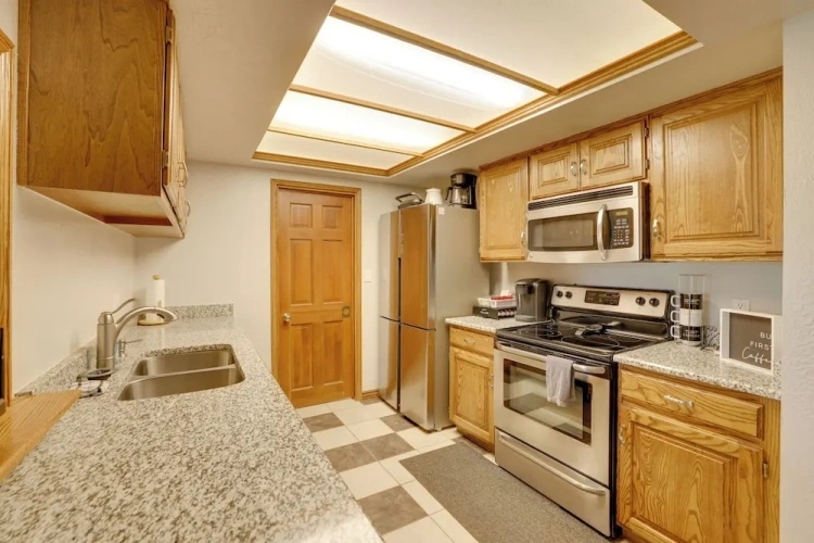 2 Bedrooms Apartment