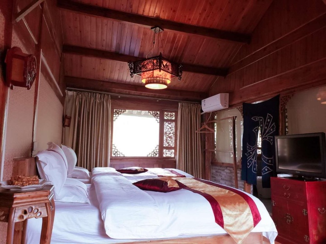 Deluxe Twin Suite with garden view