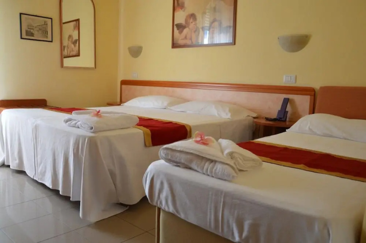 Hotel Carolin