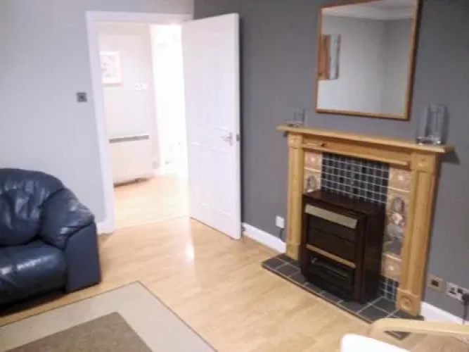 456js Edinburgh Self-Catering Apartment