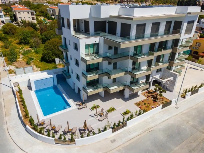 1 Bedroom Apartment