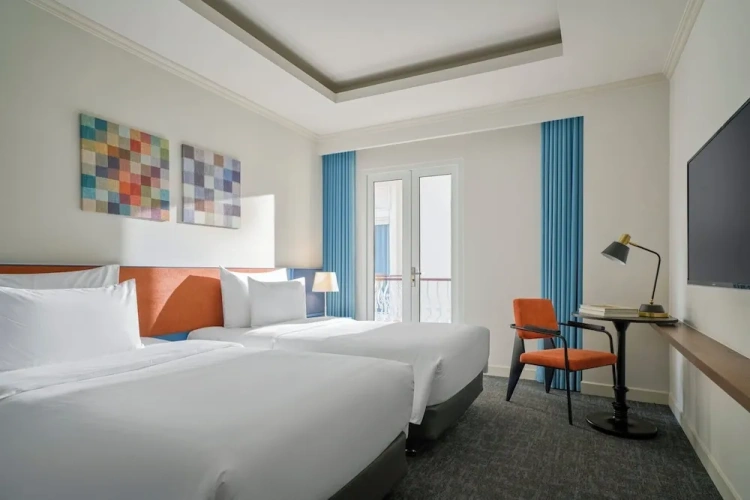 Superior Twin room with balcony