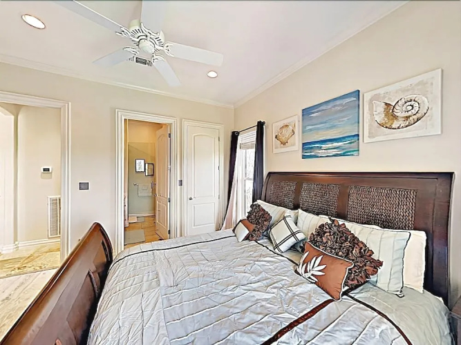 4121 West Bayside Way Home