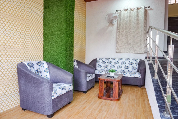 Fabhotel Stay Inn