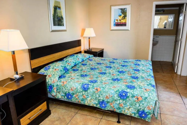 Executive Economy Lodge