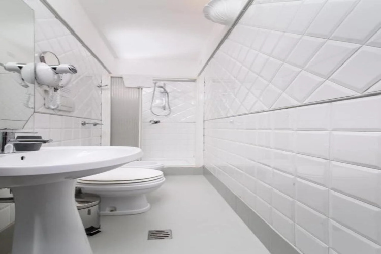 White Caesar Guesthouse