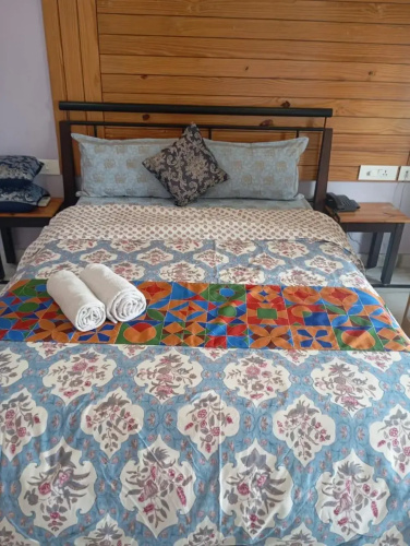At Home In Lodge