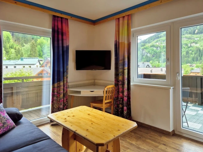 Comfort Double room with balcony and with mountain view
