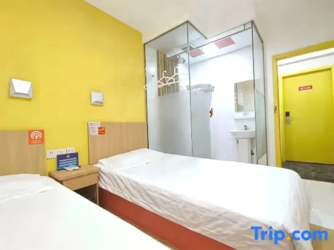 Economy Twin room