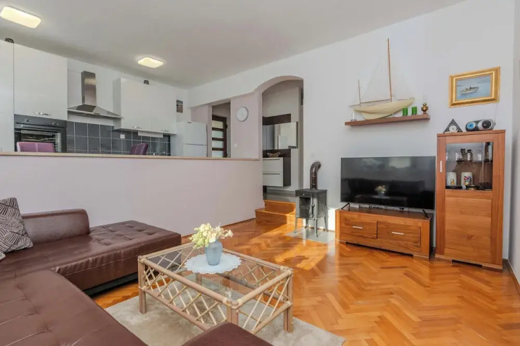 Holiday home Suric