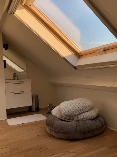 Standard Double room with city view