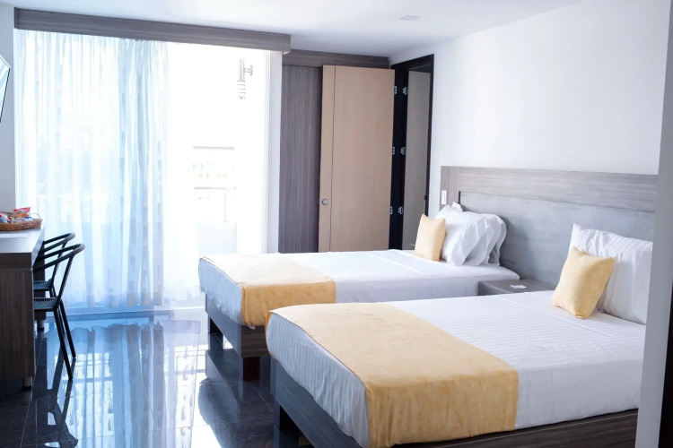 BE Suites Hotel Cali