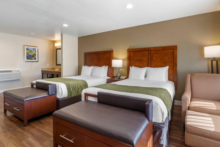 Standard Quadruple room