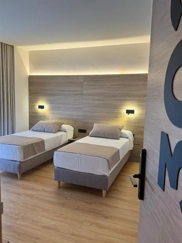 Miramar Suites