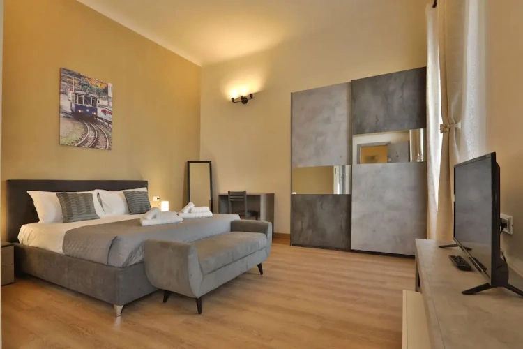 Comfort room