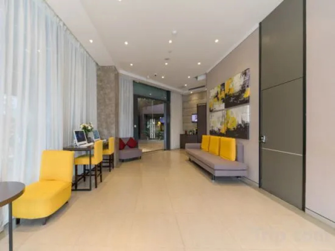 Homeinn Plus Hotel