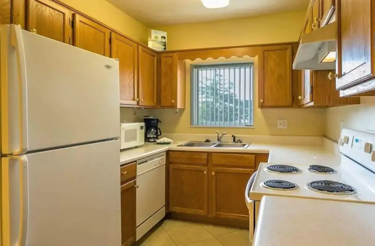 Whispering Pines 433