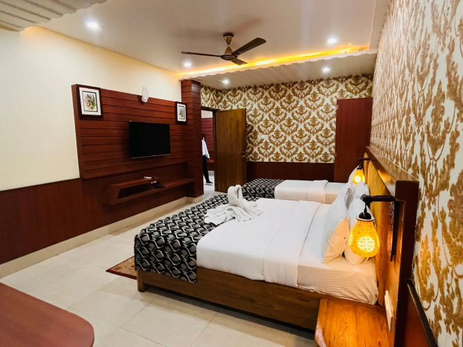 Sarojinee Residency