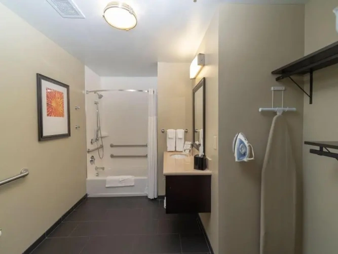 Double Suite