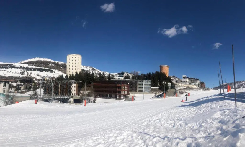Nice House on the Ski Slopes