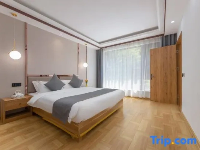 1 Bedroom Suite