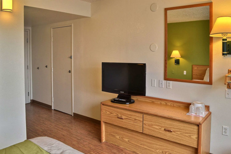 Motel 6 Billings, MT - North