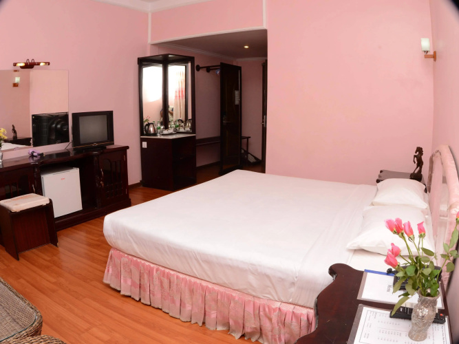 Regal Central Hotel
