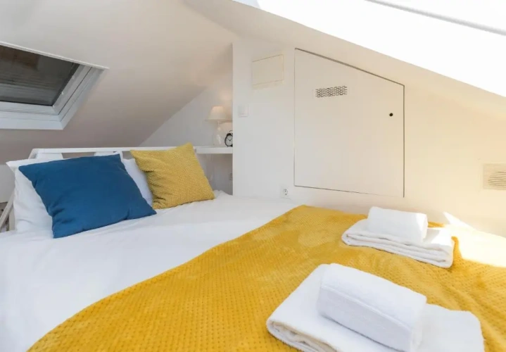 Apartment with sea view