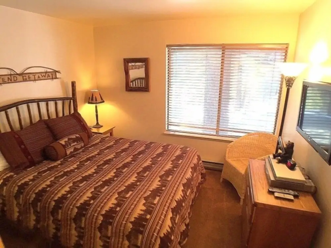 106 Premium Condo