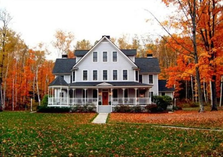 The Maple Leaf Inn