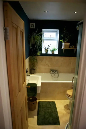 Inviting & Secluded 1BD House w/ Patio - Peckham!