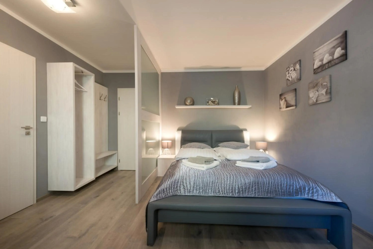 B2B Apartments