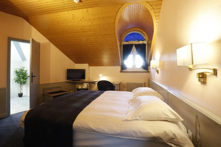 Le Montbrillant Hôtel Residence