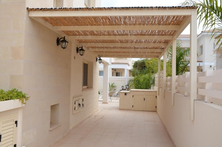 Anthorina Villa 6