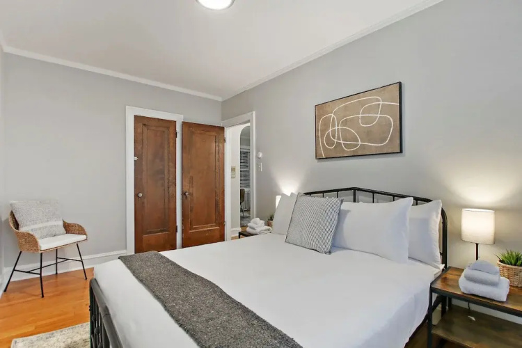 Harmonious 2BR Apt - Lockwood 3