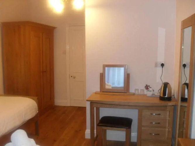 Albany Guest House