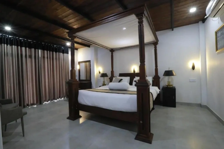 Deluxe Double room with balcony