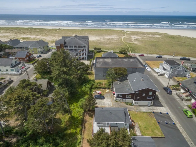 Seaside Prom 2 Bedrooms 2 Bathrooms Home