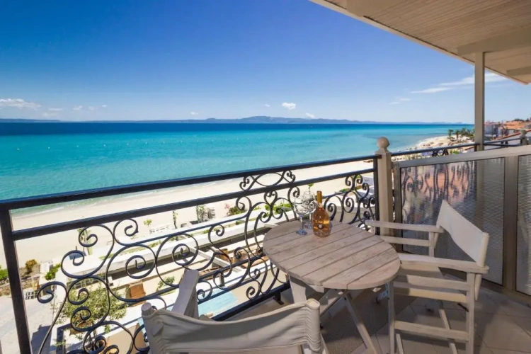 Standard Double room with balcony and with sea view