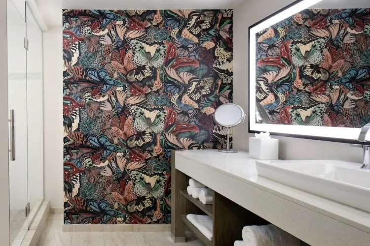 Quadruple Junior Suite