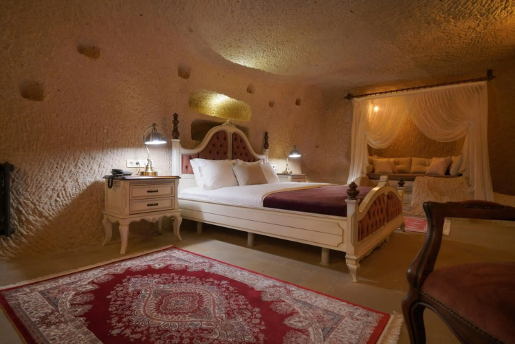 Maya Cave Hotel