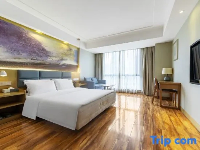 Standard Triple Family room