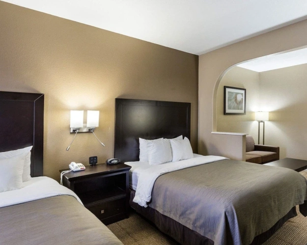 Quadruple Suite
