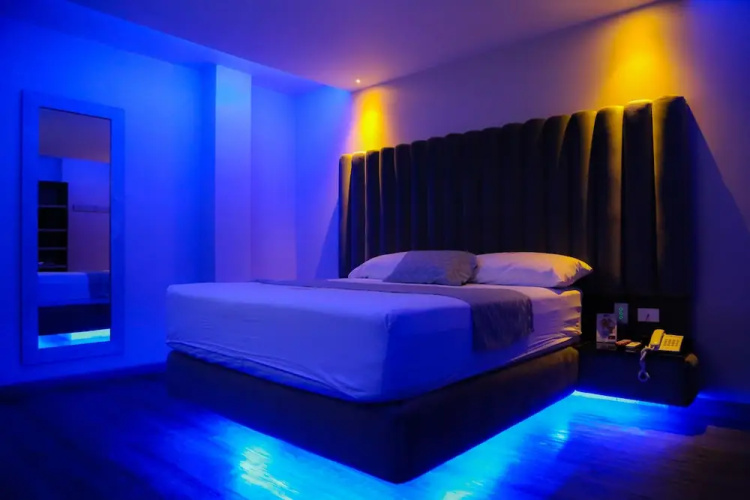 Hotel ByHours Astor