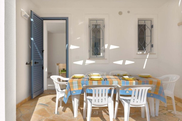 2 Bedrooms Cottage