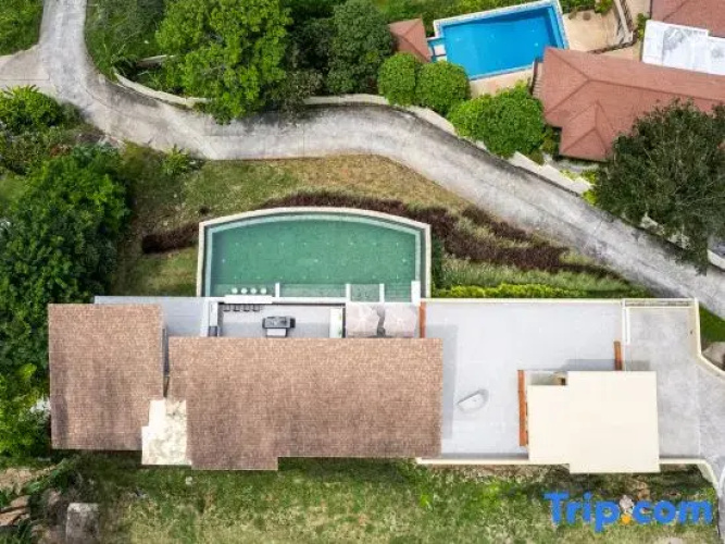 Villa Cabo: Hilltop Retreat with Panoramic Ocean Views